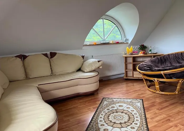 Jurta * Balatongyörök